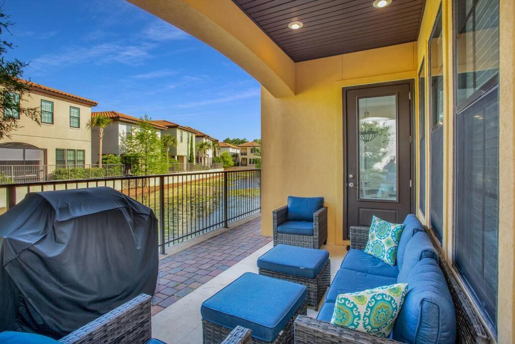 Large 4 Bedroom With Bunk Room And 2 Golf Carts! デスティン エクステリア 写真