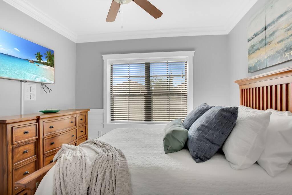 Large 4 Bedroom With Bunk Room And 2 Golf Carts! デスティン エクステリア 写真